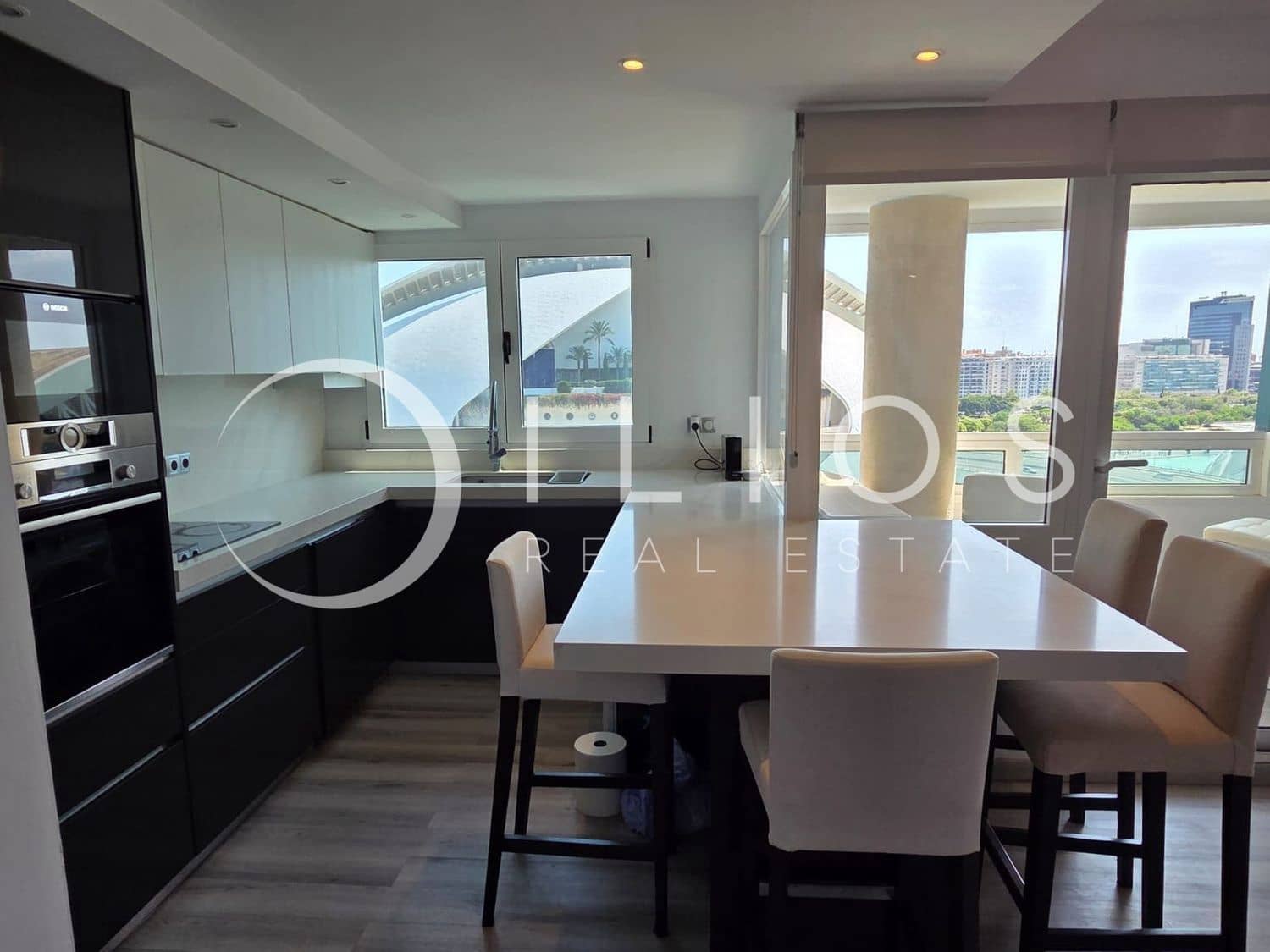 3 soverom Leilighet til salgs i Valencia by med svømmebasseng - € 695 000 (Ref: 9128208)