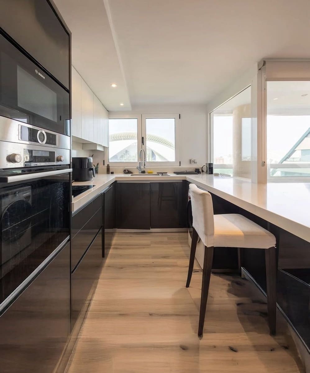 3 soverom Leilighet til salgs i Valencia by med svømmebasseng - € 695 000 (Ref: 9128208)