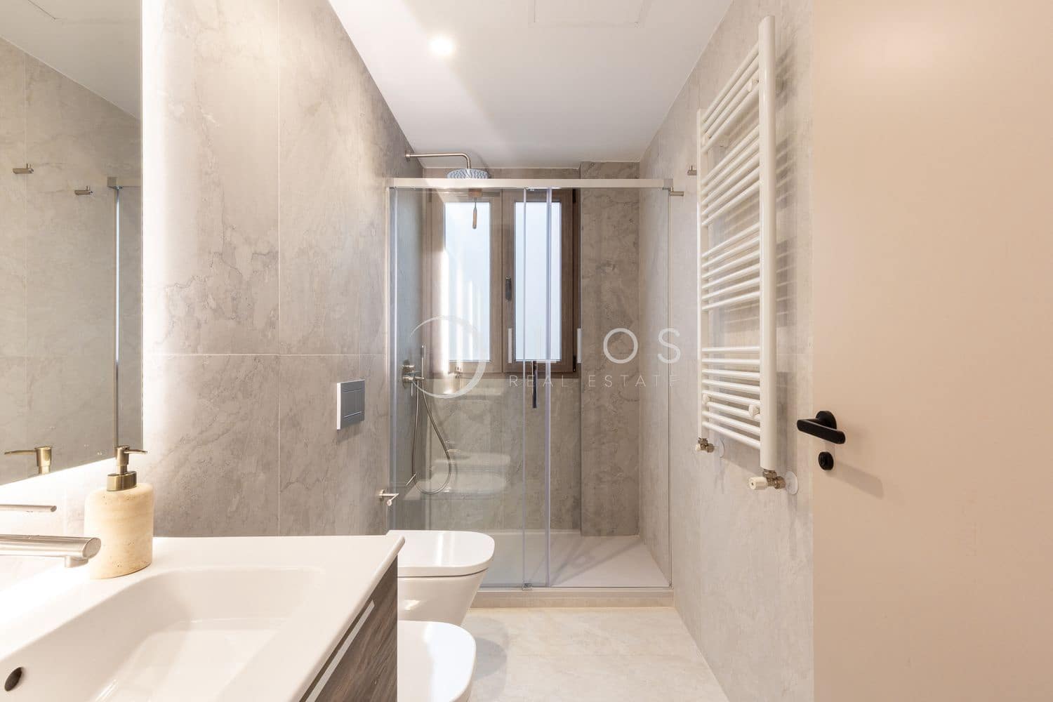 3 soveværelse Lejlighed til salg i Valencia by - € 1.100.000 (Ref: 9142685)