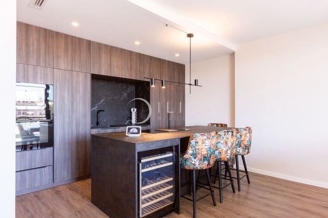 3 bedroom Apartment for sale in Sant Francesc, Valencia city - € 1,100,000 (Ref: 9142685)