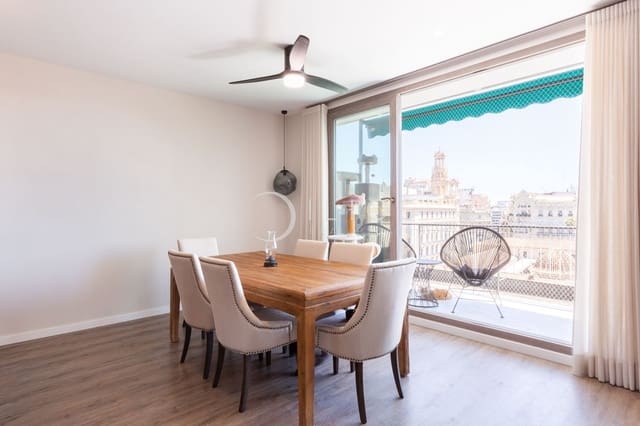 3 bedroom Apartment for sale in Sant Francesc, Valencia city - € 1,100,000 (Ref: 9142685)