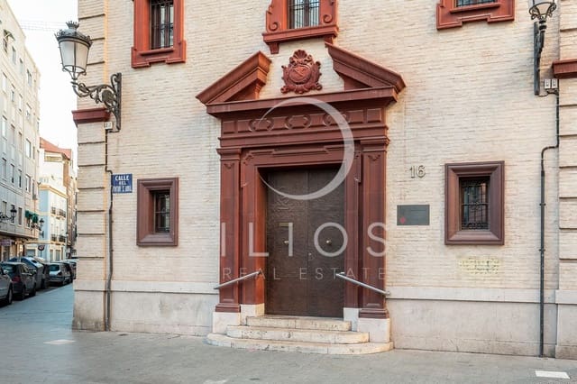 Commercial for sale in Russafa, Valencia city - € 750,000 (Ref: 9142686)