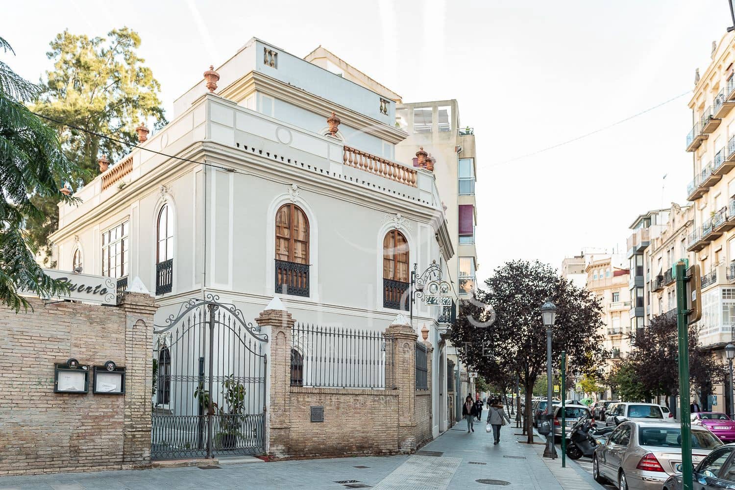 Commerciale in vendita in Valencia citta - 750.000 € (Rif: 9142686)