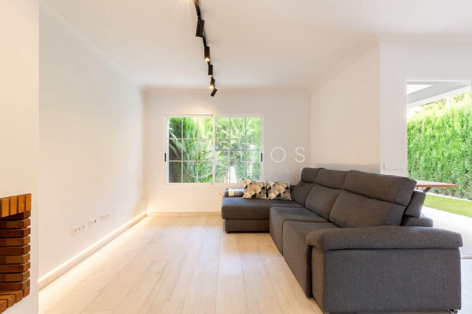 4 soveværelse Byhus til salg i Betera med swimmingpool - € 599.000 (Ref: 9152101)