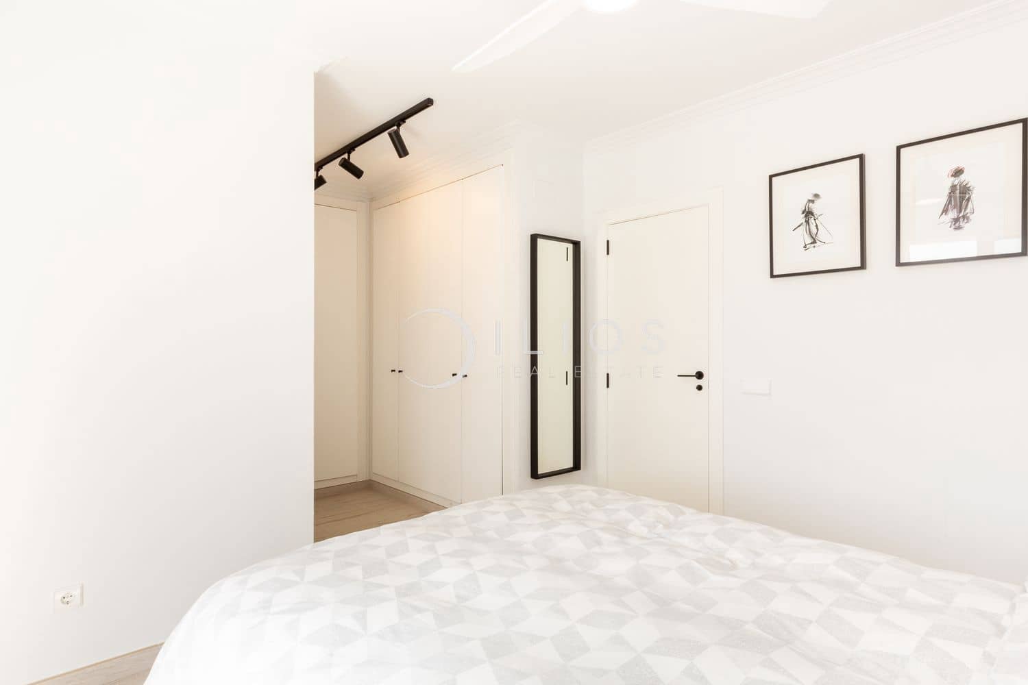 4 soveværelse Byhus til salg i Betera med swimmingpool - € 599.000 (Ref: 9152101)