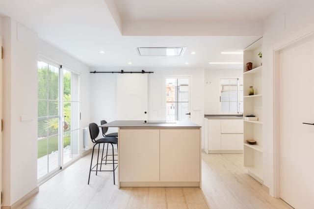 4 slaapkamer Huis te koop in Bétera met zwembad - € 599.000 (Ref: 9152101)