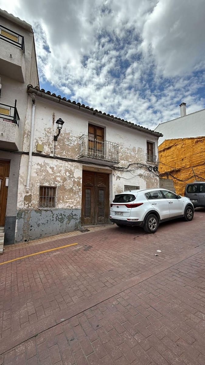 5 soveværelse Rækkehus til salg i Yatova - € 47.000 (Ref: 9198386)