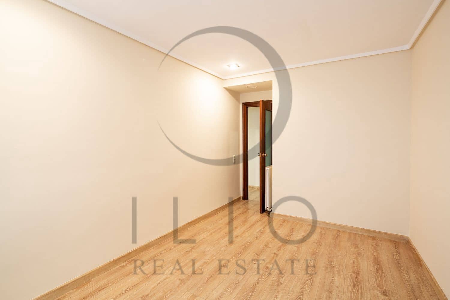 6 soveværelse Lejlighed til leje i Valencia by - € 3.500 (Ref: 9248031)