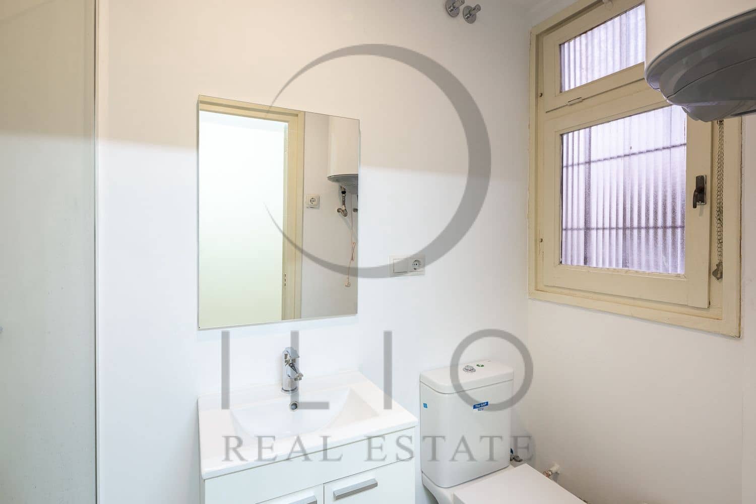 6 soveværelse Lejlighed til leje i Valencia by - € 3.500 (Ref: 9248031)