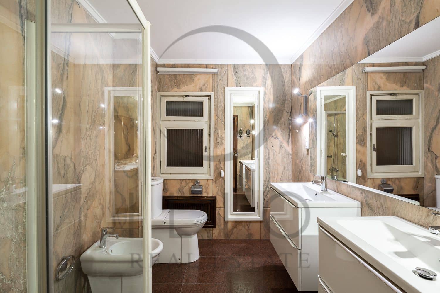 6 soveværelse Lejlighed til leje i Valencia by - € 3.500 (Ref: 9248031)