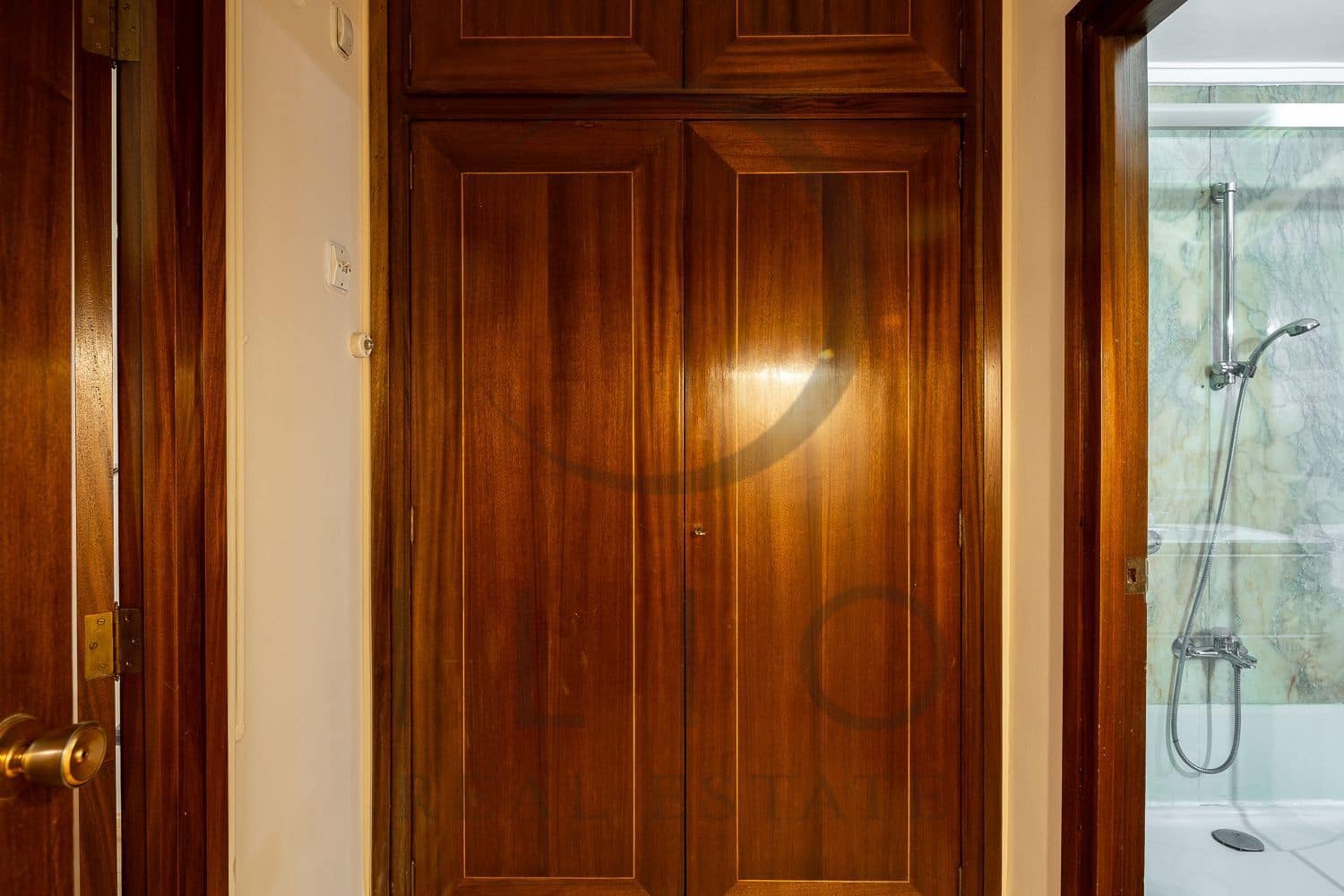 6 soveværelse Lejlighed til leje i Valencia by - € 3.500 (Ref: 9248031)