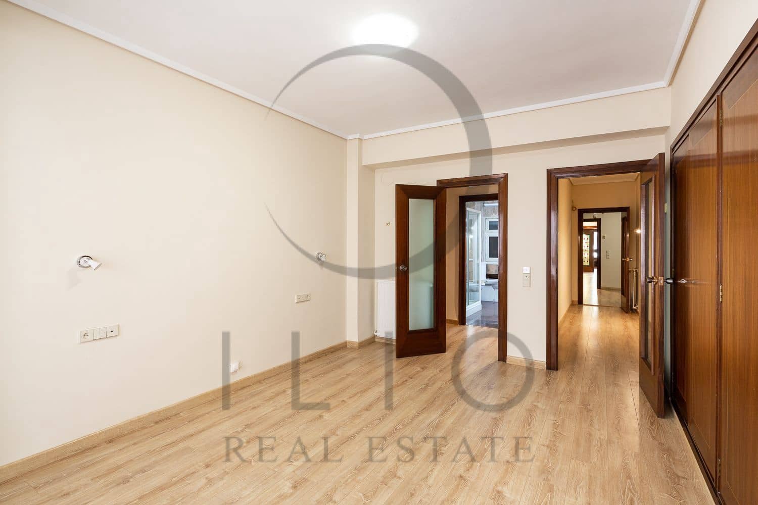 6 soveværelse Lejlighed til leje i Valencia by - € 3.500 (Ref: 9248031)