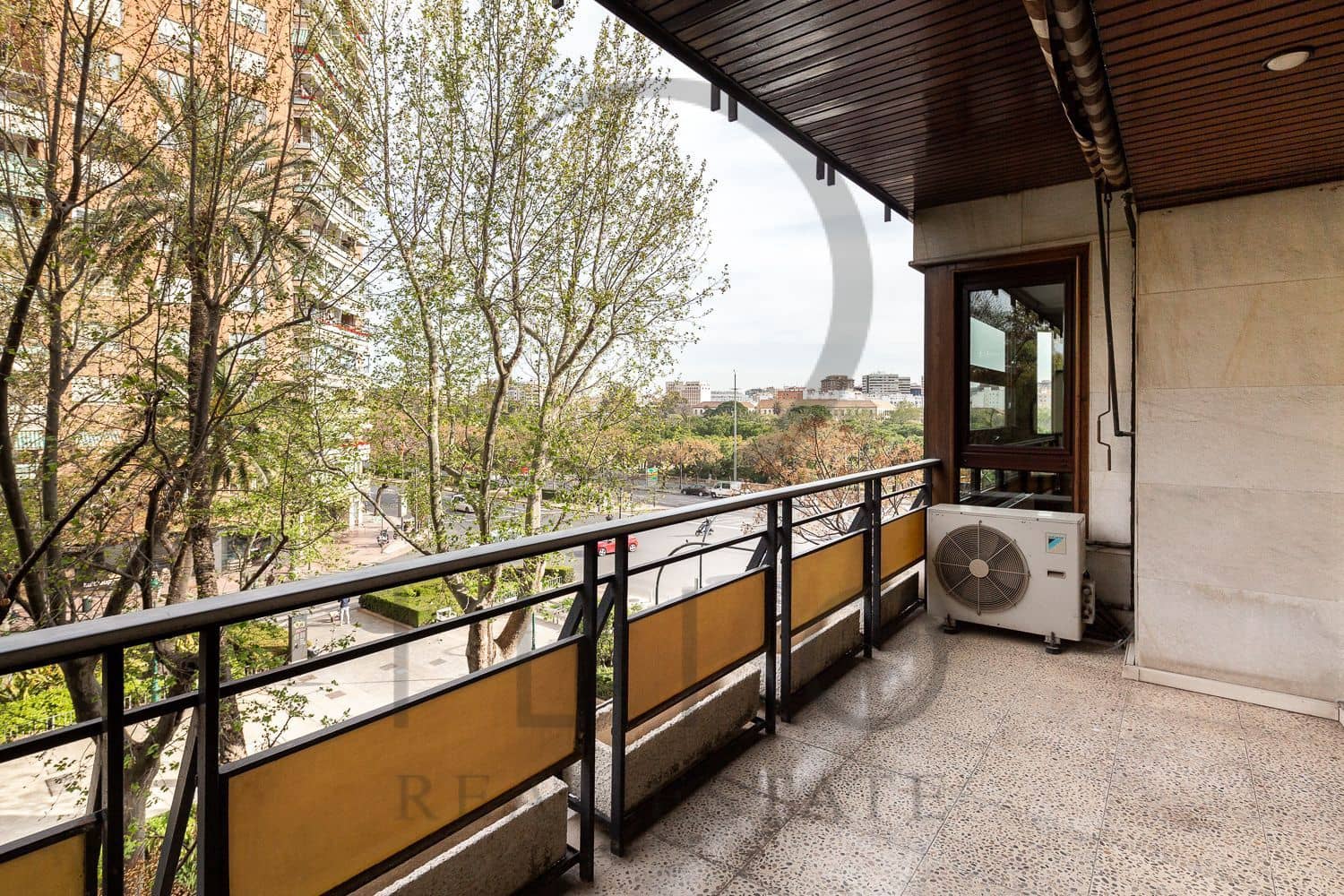 6 soveværelse Lejlighed til leje i Valencia by - € 3.500 (Ref: 9248031)