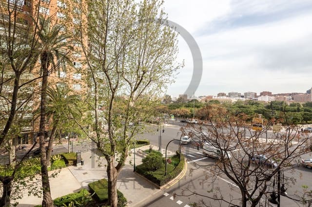 6 makuuhuone Huoneisto vuokrattavana paikassa La Gran Via, Valencia kaupunki - 3 500 € (Ref: 9248031)