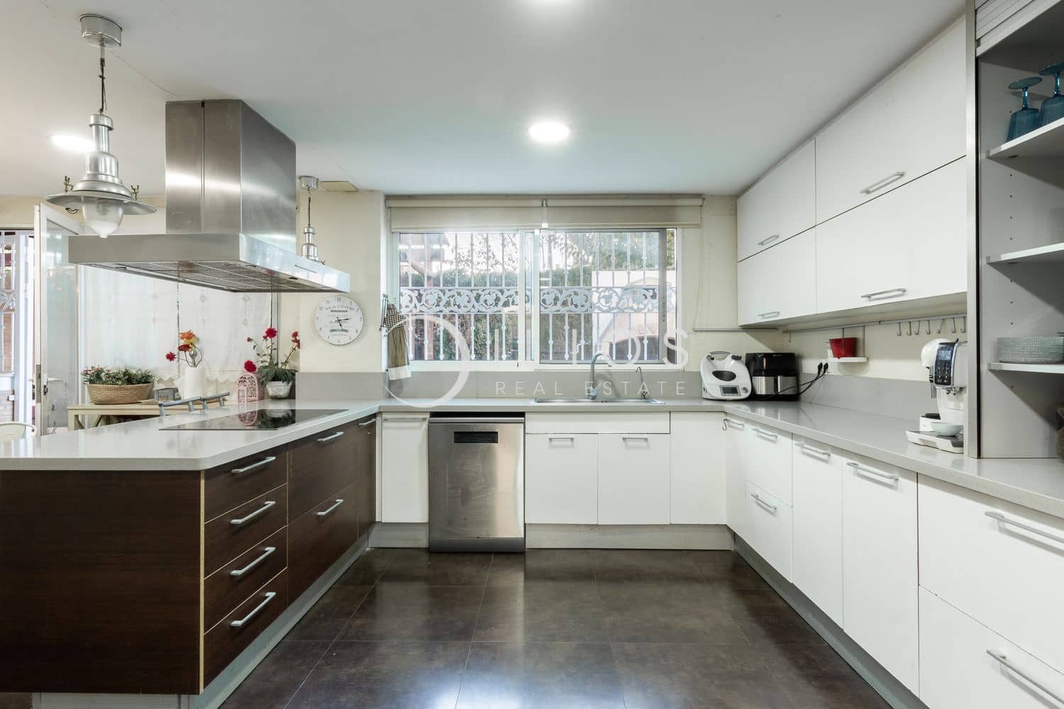 5 sovrum Villa till salu i La Canada med pool - 690 000 € (Ref: 9303335)