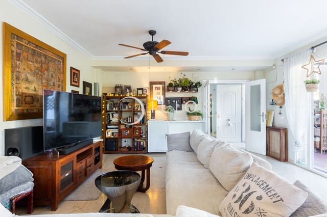 5 soveværelse Villa til salg i La Cañada, Paterna med swimmingpool - € 690.000 (Ref: 9303335)