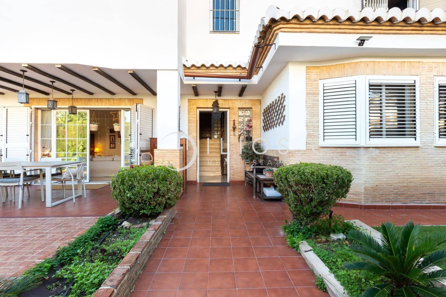 5 sovrum Villa till salu i La Canada med pool - 690 000 € (Ref: 9303335)