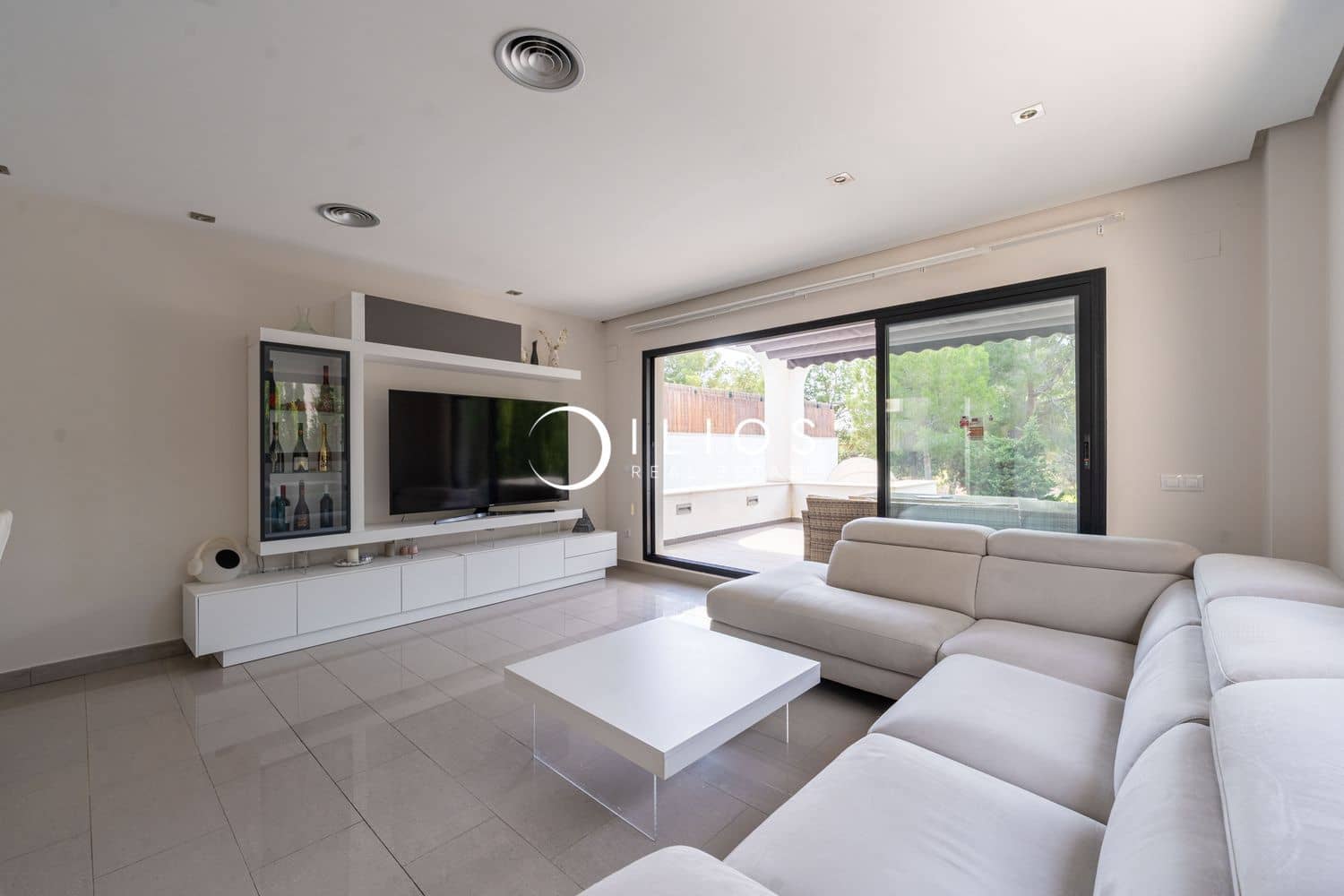 4 soverom Villa til salgs i Chiva med svømmebasseng - € 805 000 (Ref: 9312607)