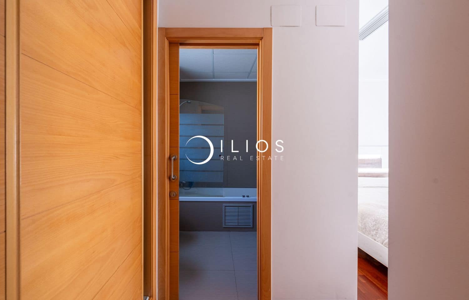 4 soverom Villa til salgs i Chiva med svømmebasseng - € 805 000 (Ref: 9312607)