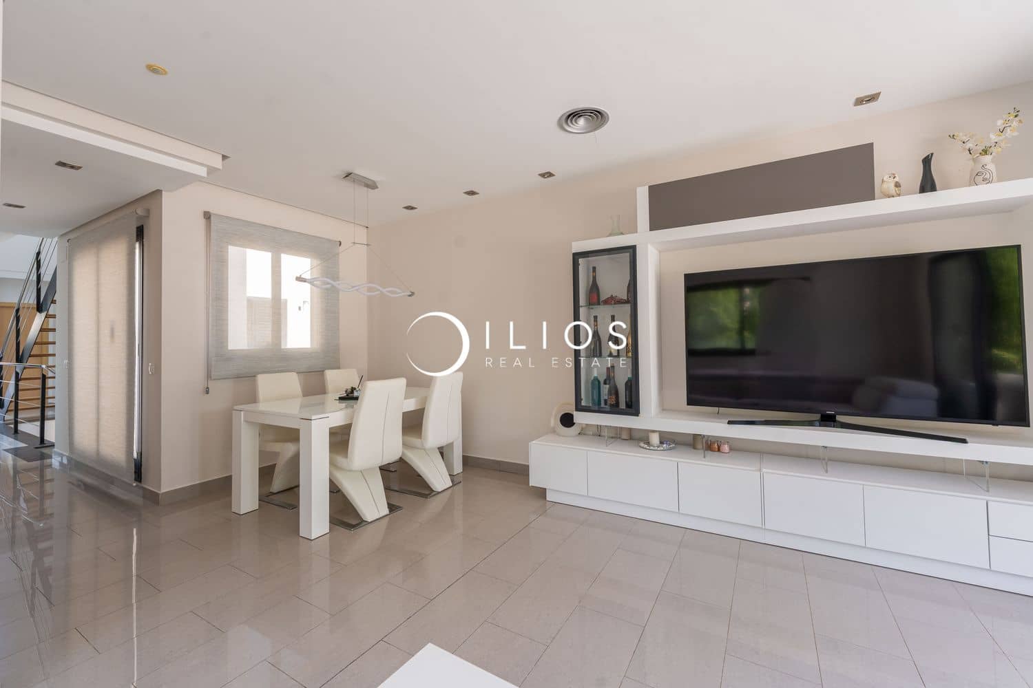 4 soverom Villa til salgs i Chiva med svømmebasseng - € 805 000 (Ref: 9312607)