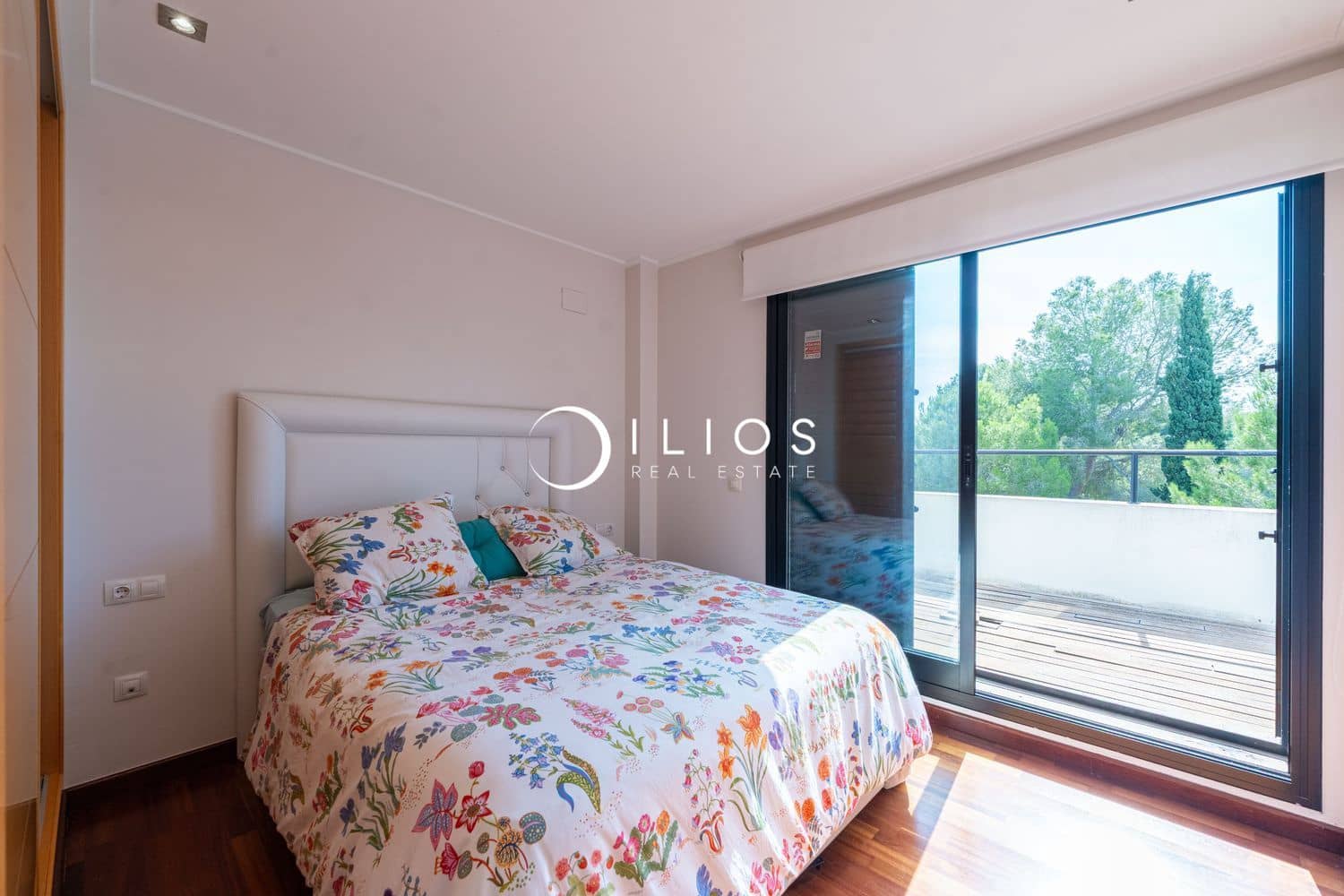 4 soverom Villa til salgs i Chiva med svømmebasseng - € 805 000 (Ref: 9312607)