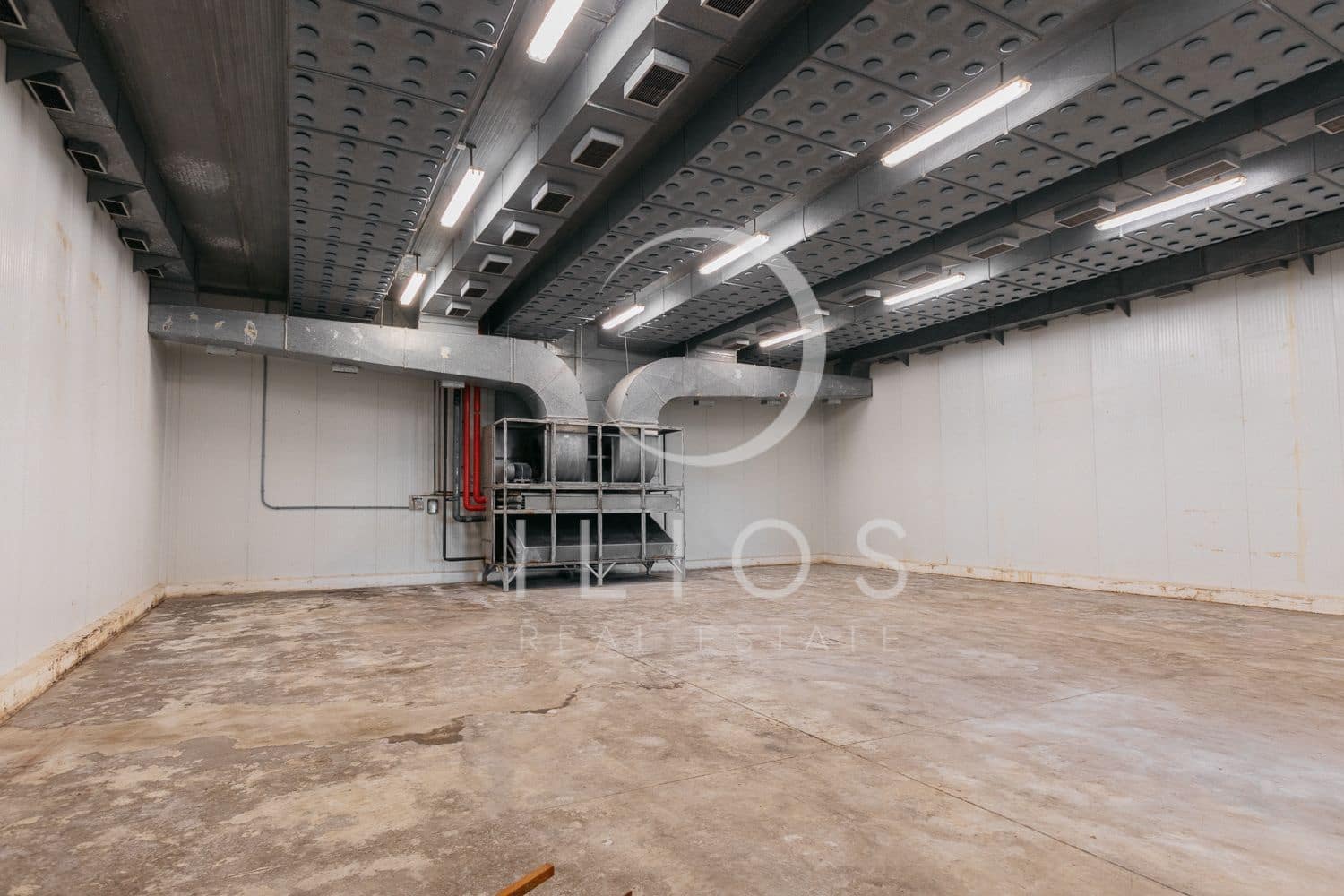 Kaupallinen myytävänä paikassa Vilamarxant / Villamarchante - 2 000 000 € (Ref: 9387662)