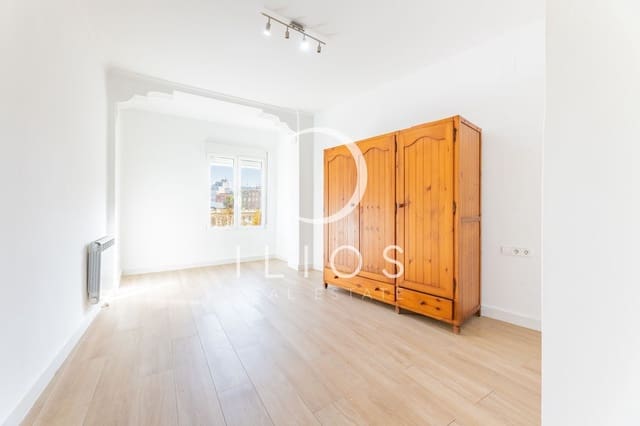 4 sovrum Lägenhet till salu i Arrancapins, Valencia stad - 425 000 € (Ref: 9452752)