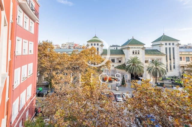 4 bedroom Apartment for sale in Arrancapins, Valencia city - € 425,000 (Ref: 9452752)