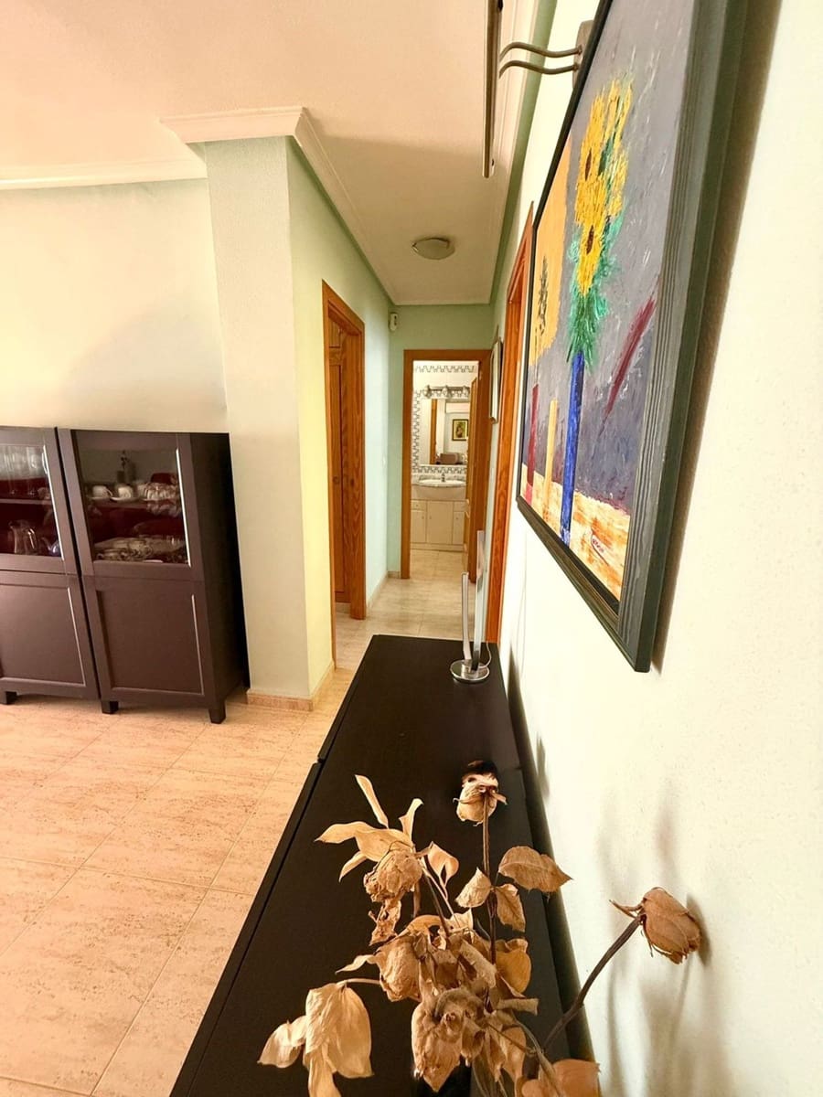 Adosado de 4 habitaciones en Pilar de la Horadada en venta - 254.000 € (Ref: 9468200)