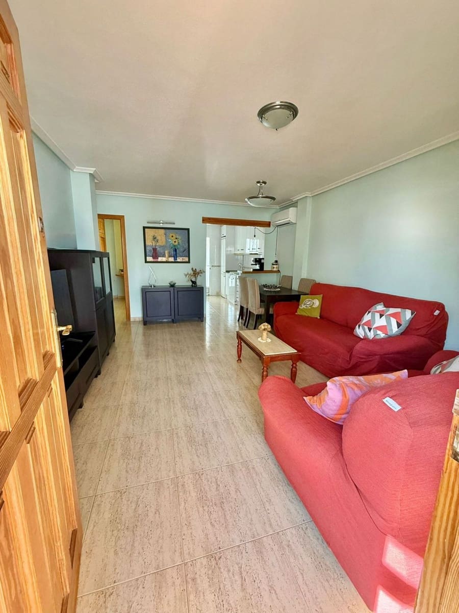 Adosado de 4 habitaciones en Pilar de la Horadada en venta - 254.000 € (Ref: 9468200)