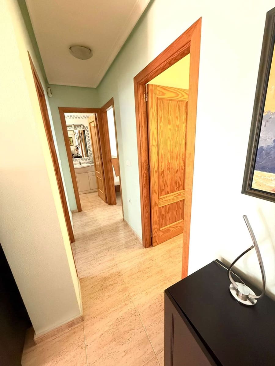 Adosado de 4 habitaciones en Pilar de la Horadada en venta - 254.000 € (Ref: 9468200)