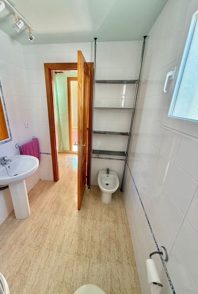 Adosado de 4 habitaciones en Pilar de la Horadada en venta - 254.000 € (Ref: 9468200)