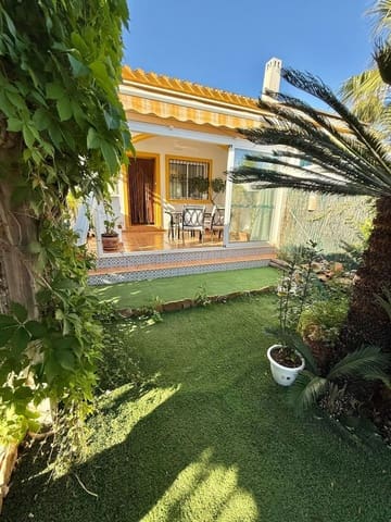 4 soveværelse Rækkehus til salg i Pueblo Latino, Pilar de la Horadada - € 254.000 (Ref: 9468200)