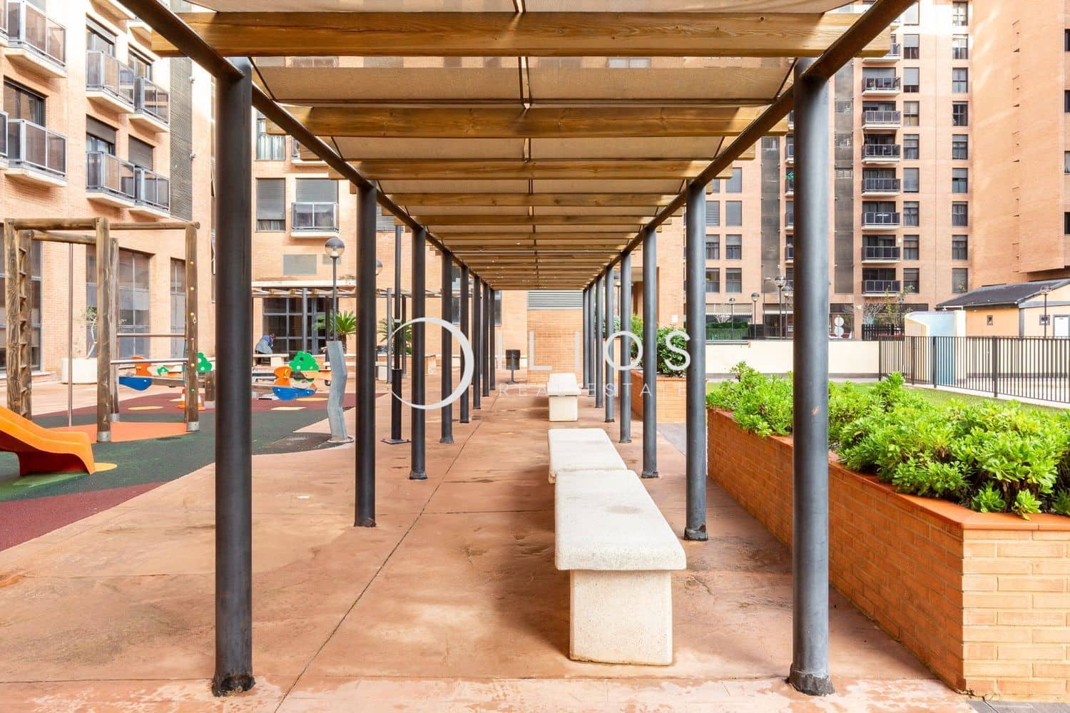 2 soveværelse Lejlighed til salg i Valencia by med swimmingpool - € 435.000 (Ref: 9475948)