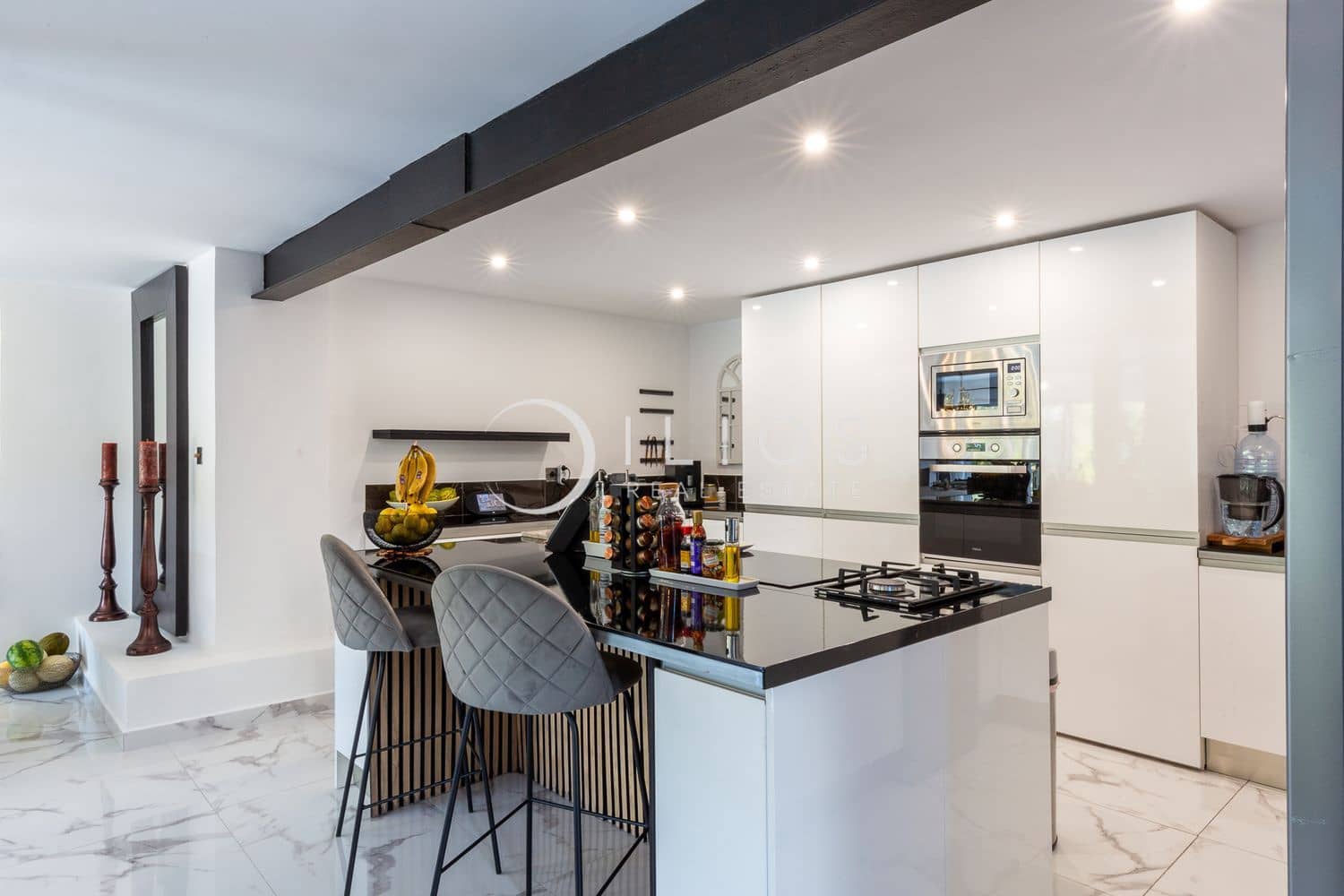 4 bedroom Villa for sale in Bunol - € 250,000 (Ref: 9483834)