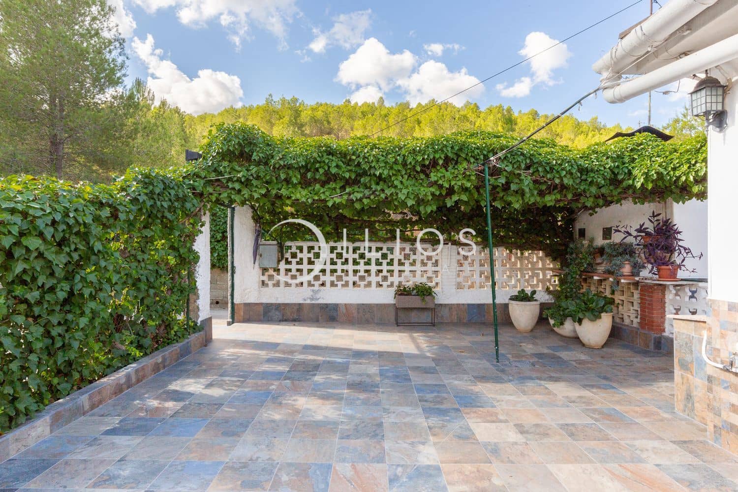 4 bedroom Villa for sale in Bunol - € 250,000 (Ref: 9483834)