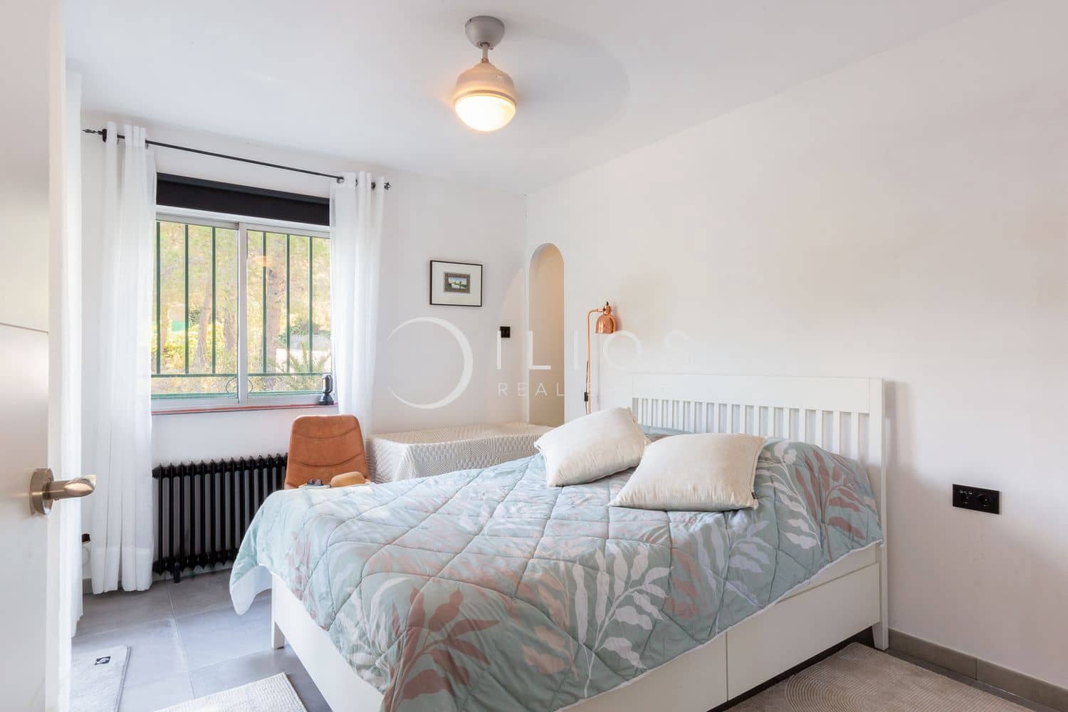 4 bedroom Villa for sale in Bunol with pool garage - € 250,000 (Ref: 9483834)