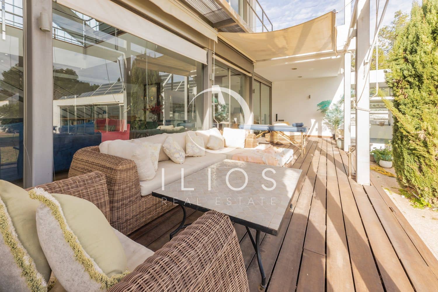 5 sovrum Villa till salu i Olocau med pool - 1 095 000 € (Ref: 9611175)