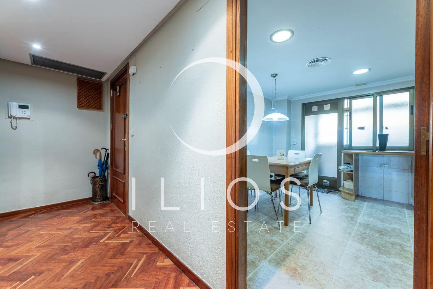 4 sovrum Lägenhet till salu i Valencia stad - 425 000 € (Ref: 9611176)