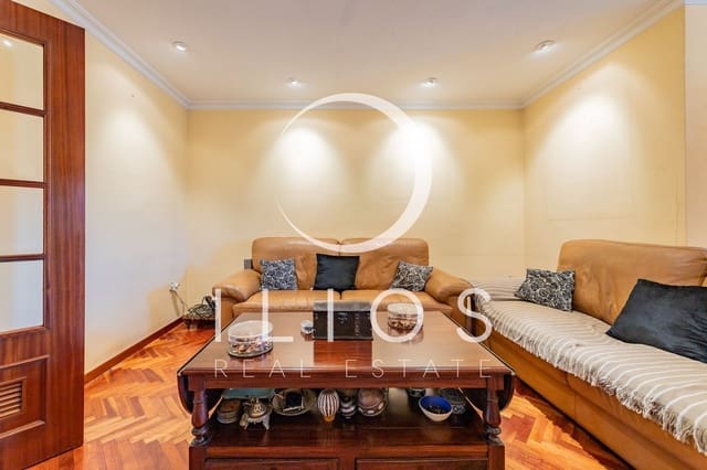 4 sovrum Lägenhet till salu i Nou Moles, Valencia stad - 425 000 € (Ref: 9611176)