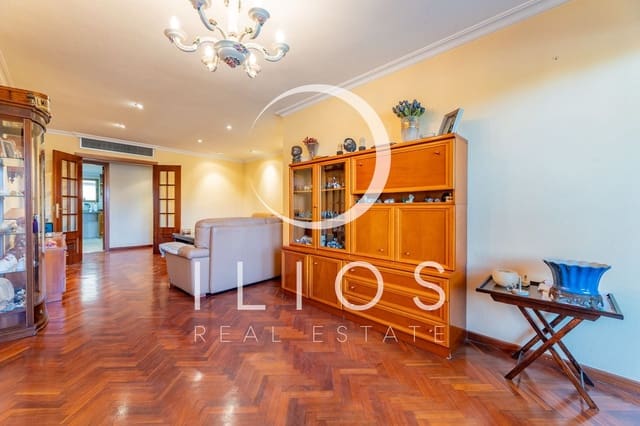 4 sovrum Lägenhet till salu i Nou Moles, Valencia stad - 425 000 € (Ref: 9611176)