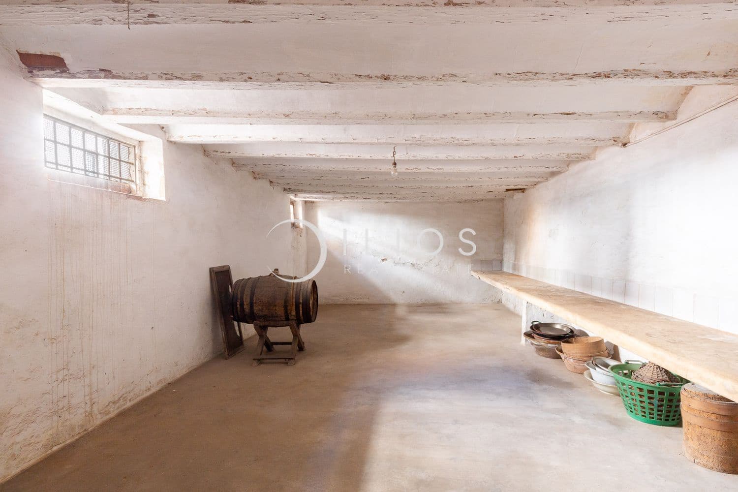 8 bedroom Terraced Villa for sale in Benifaio - € 230,000 (Ref: 9620882)