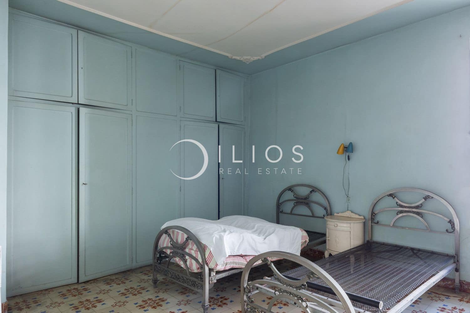 8 bedroom Terraced Villa for sale in Benifaio - € 230,000 (Ref: 9620882)