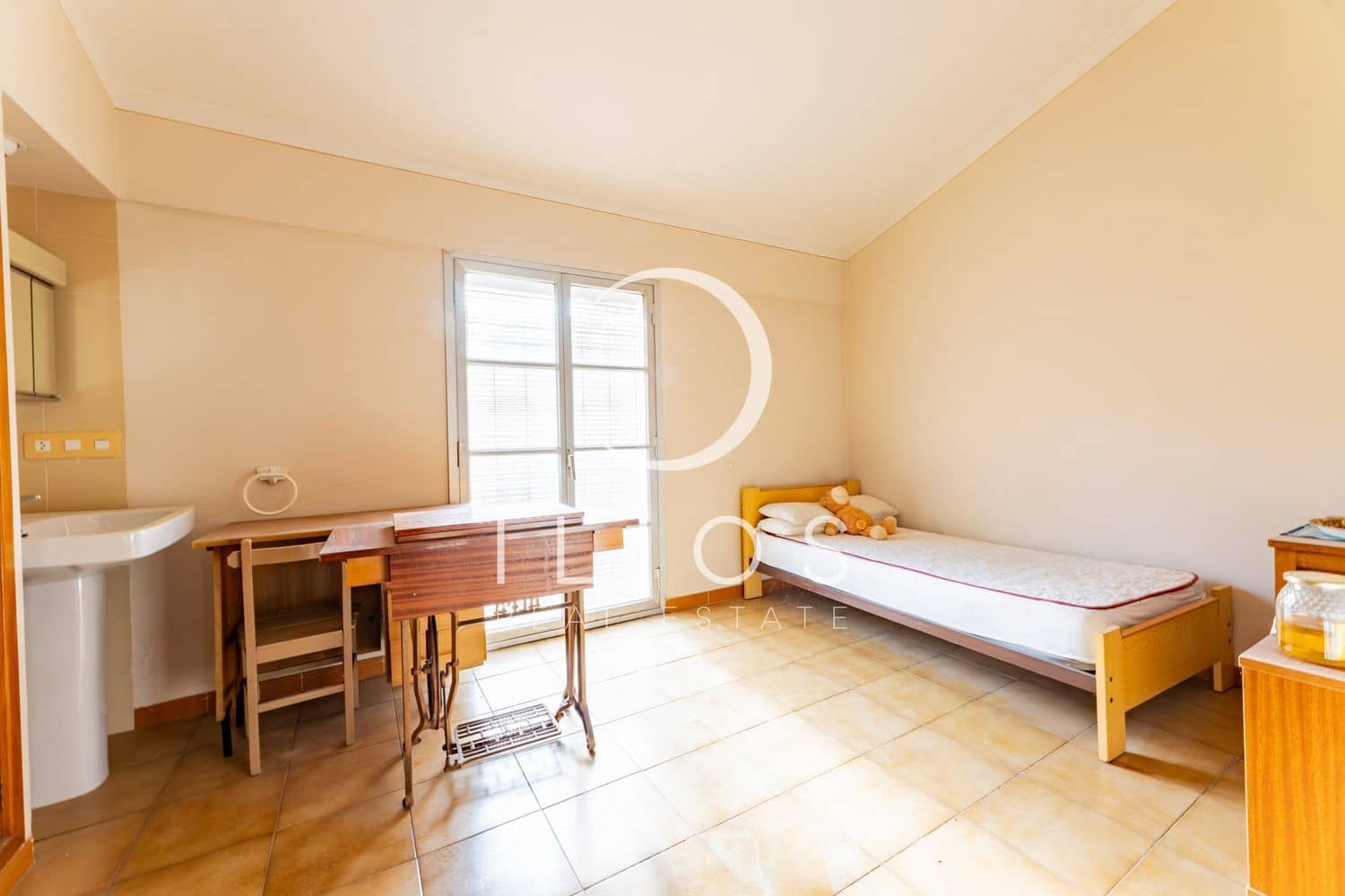 Kommersiell till salu i Bonrepos i Mirambell - 690 000 € (Ref: 9661643)