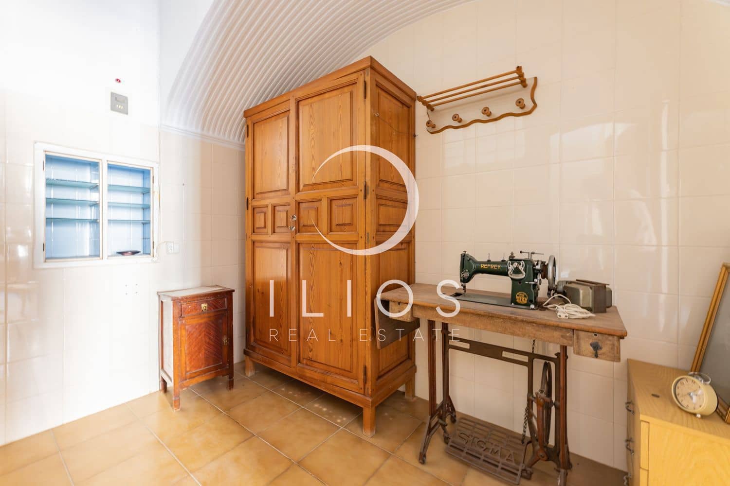 Kommersiell till salu i Bonrepos i Mirambell - 690 000 € (Ref: 9661643)