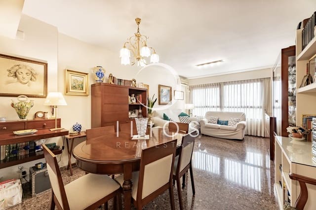 4 sovrum Lägenhet till salu i Tormos, Valencia stad - 345 000 € (Ref: 9676997)