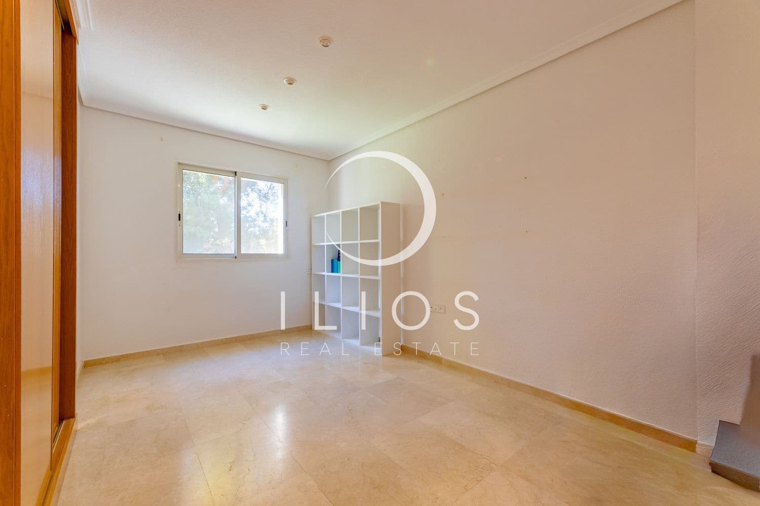 Chalet de 6 habitaciones en València ciudad en alquiler con piscina - 5.500 € (Ref: 9679697)