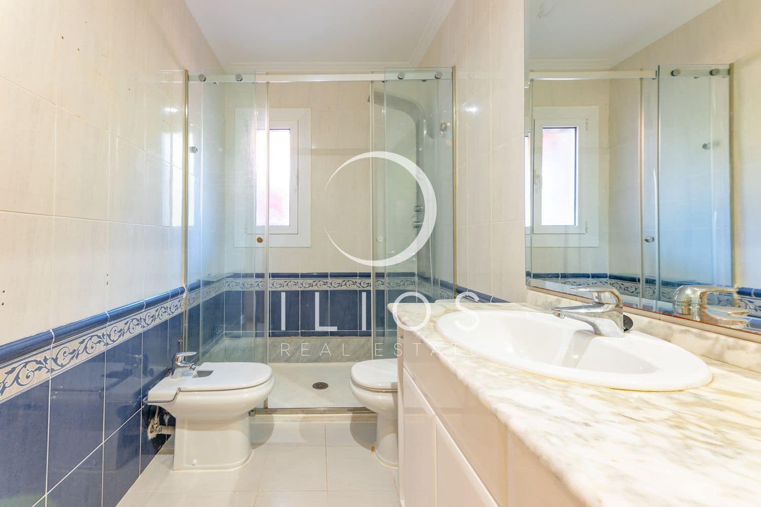 Chalet de 6 habitaciones en València ciudad en alquiler con piscina - 5.500 € (Ref: 9679697)