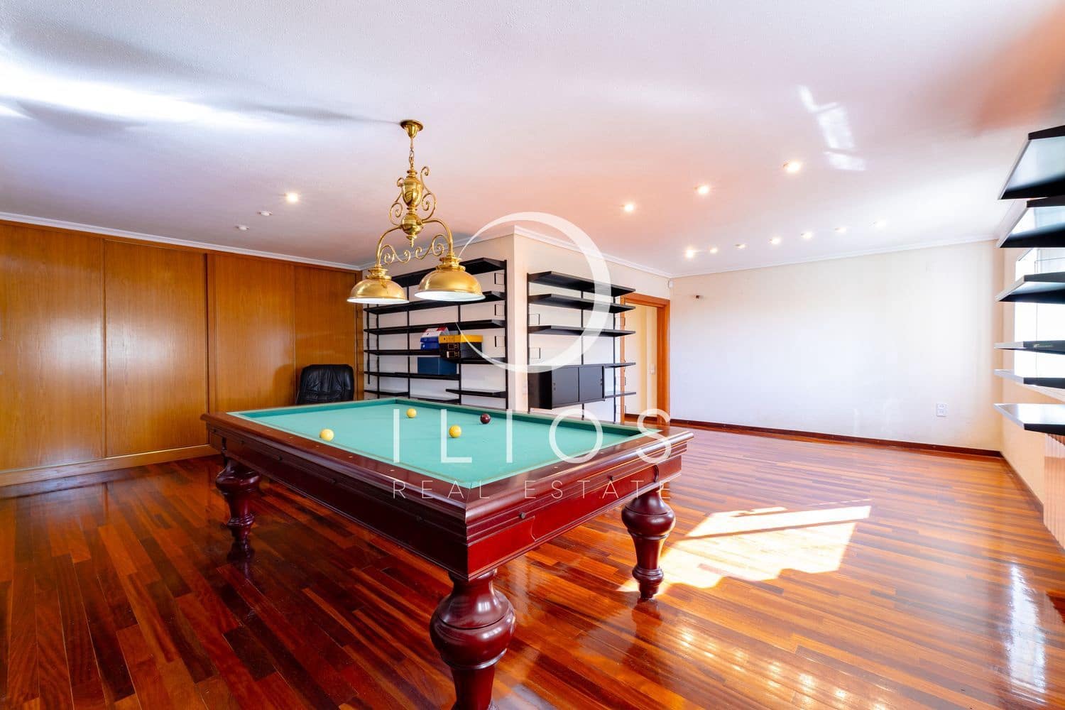 Chalet de 6 habitaciones en València ciudad en alquiler con piscina - 5.500 € (Ref: 9679697)