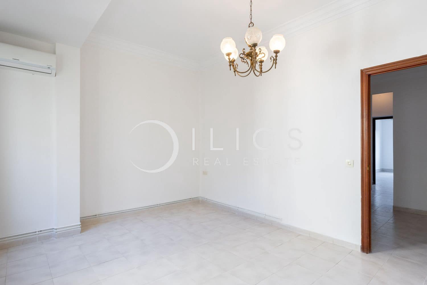 4 soverom Leilighet til leie i Valencia by - € 2 200 (Ref: 9719702)